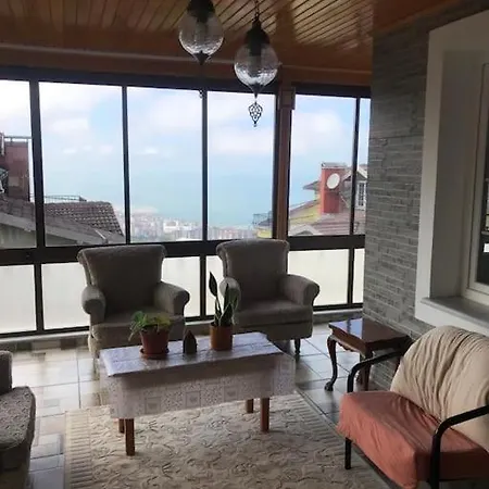 Karadeniz Doga Manzarali Villa *