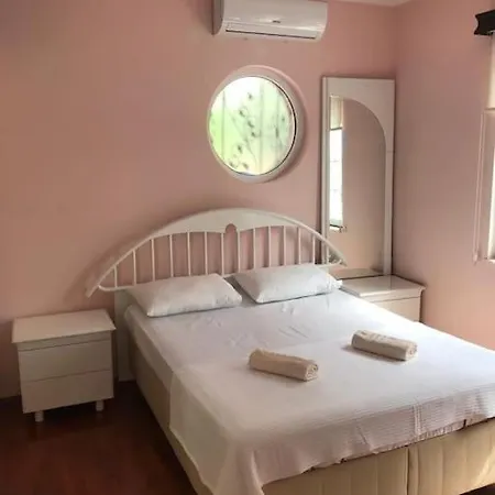Karadeniz Doga Manzarali Villa *